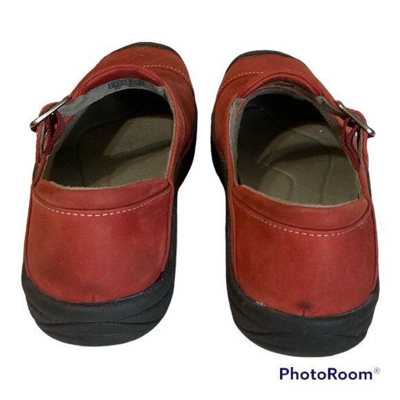 COPY - KEEN Mary Jane Shoes Red Suede sz. 6 - Picture 4 of 8